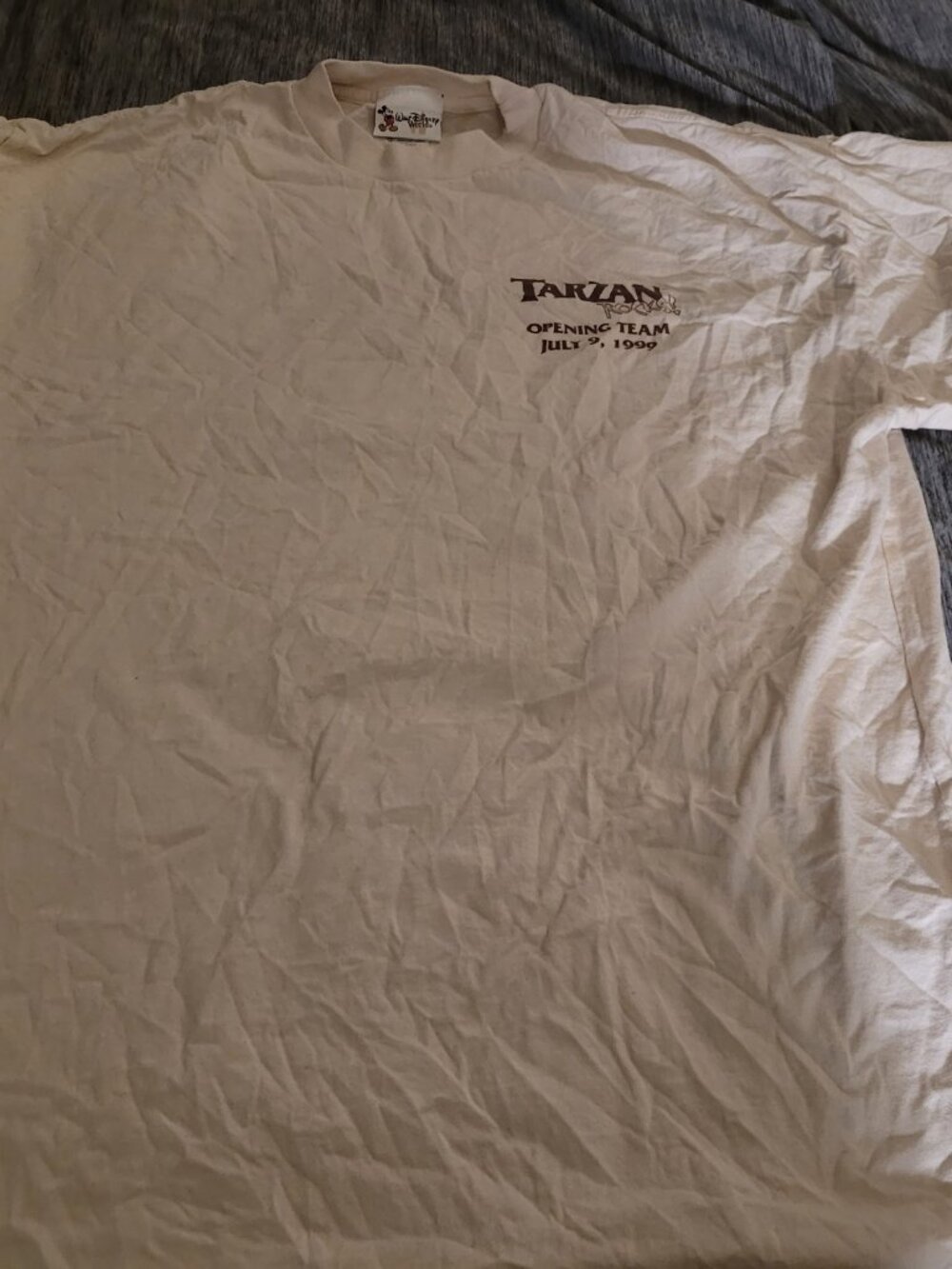 Tarzan Rocks! Opening Team T-Shirt July 9, 1999 – Cast Member Exclusive Vintage - Picture 4 of 9